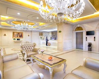 Vienna Hotel Guangdong Heyuan Lianping - Che-jüan - Salónek