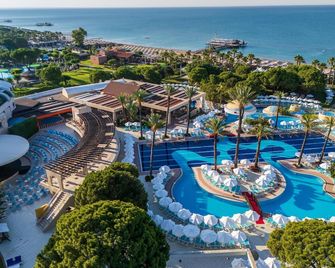 Limak Atlantis De Luxe Hotel & Resort - Belek - Piscina