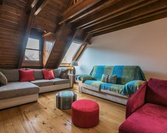 Casa Salient by Totiaran - Escunhau - Sala de estar