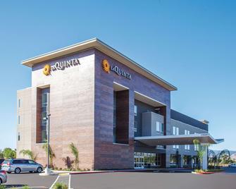 La Quinta Inn & Suites by Wyndham Morgan Hill-San Jose South - Morgan Hill - Building