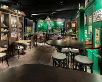 Boutique Hotel First City - The Hague - Bar