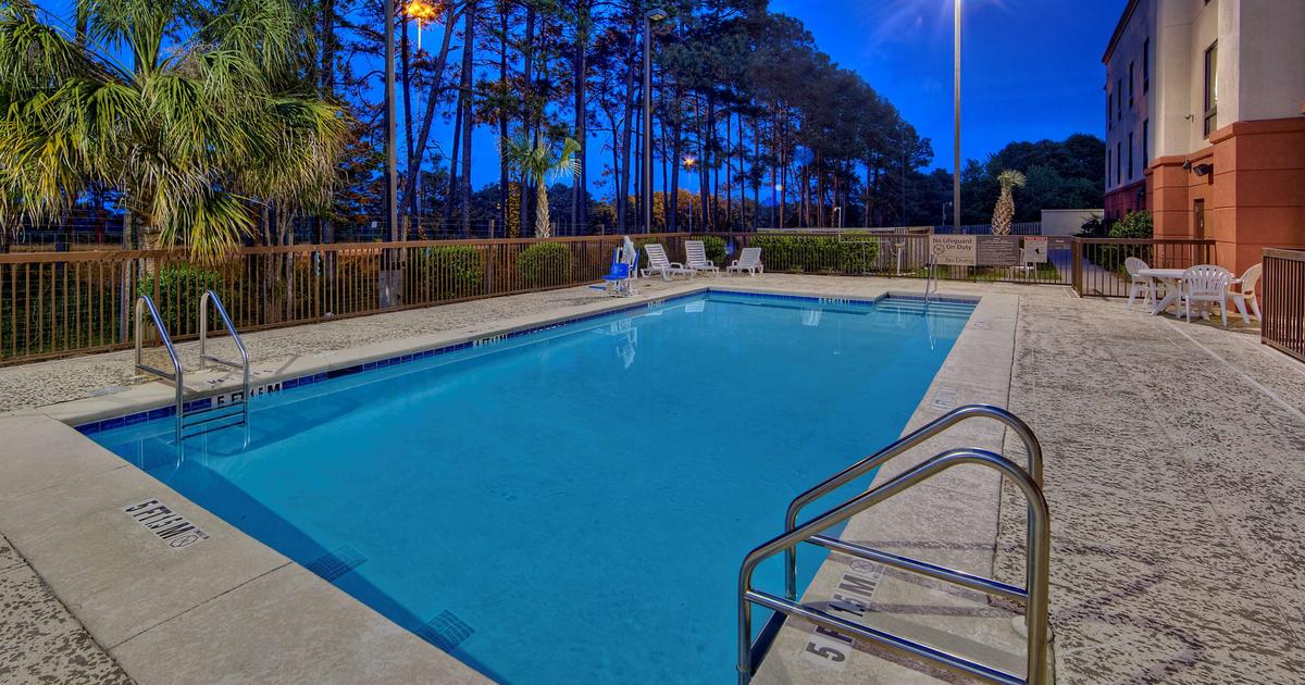 Hampton Inn Quincy £89. Quincy Hotel Deals & Reviews KAYAK