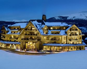 Crystal Peak Lodge - Breckenridge - Building