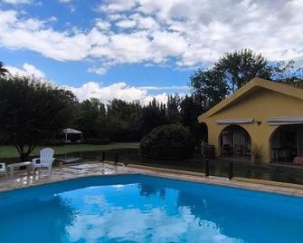La Masia - Chacras de Coria - Piscina