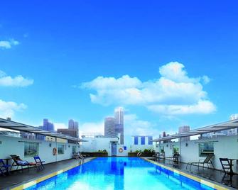 Ymca @ One Orchard - Singapore - Pool