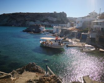 The Elephant Beach House - Kimolos
