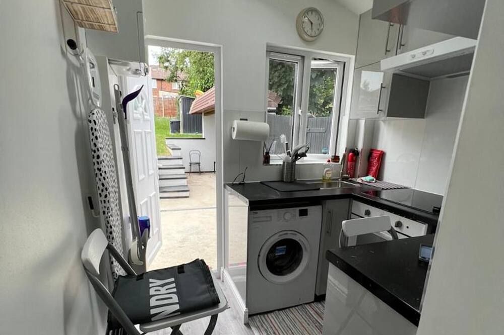 Private studio Apartment/Flat in London - לונדון - מטבח