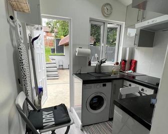 Private studio Apartment/Flat in London - לונדון - מטבח