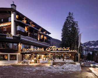 Sporthotel Teresa - Badia/Abtei - בניין