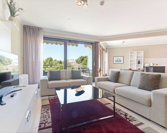 The Residence - Podstrana - Vardagsrum