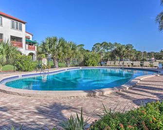 Charming Panama City Studio with Community Pool! - Panama City - Piscina