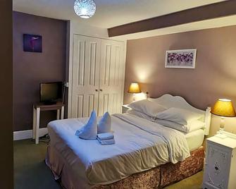 The Compasses Inn - フォーディングブリッジ