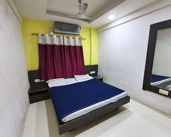 Hotel New Punjab, Nashik - Nashik