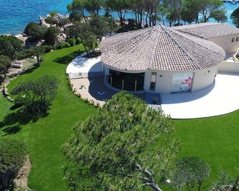 Centro Vacanze Isuledda - Cannigione