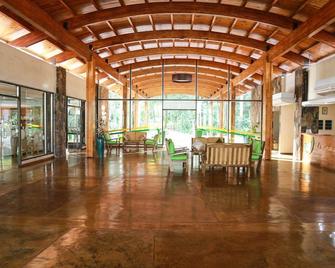 Rainforest Hotel & Cabañas - Puerto Iguazú - Lobby
