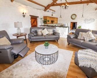 Y Bwthyn, Betws-y-Coed - Betws-y-Coed - Living room