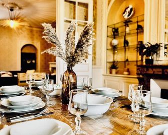 Villa Sénone Best Keys - Family Haven Of Peace - Sens - Eetruimte