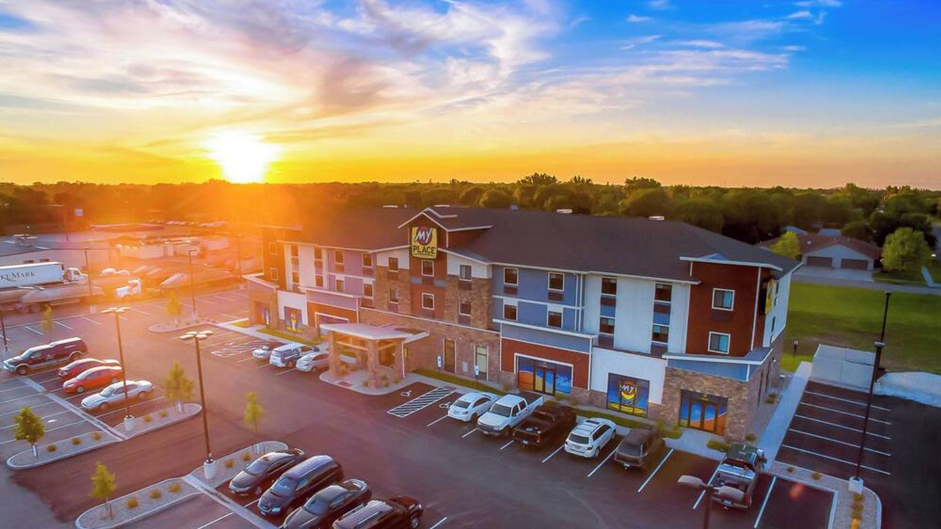 My Place Hotel-Aberdeen, SD