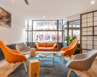 Campanile Martigny - Martigny - Lounge