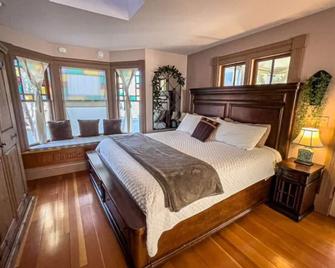 California Cottage - Jacksonville - Bedroom