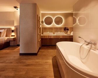Van Der Valk Hotel Dennenhof - Brasschaat - Bathroom
