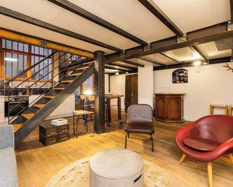 Dify Appartement Loge - Vieux Lyon - Lyon - Living room