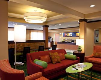 Fairfield Inn & Suites Flint Fenton - Fenton - Лаунж