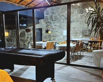 Alqueiturismo - Casas de Campo - Guarda - Restaurant