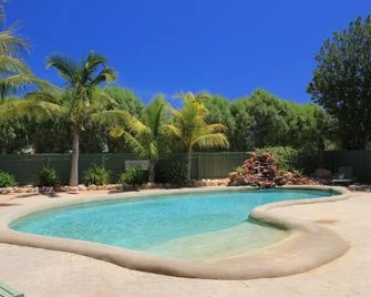 Ningaloo Coral Bay - Coral Bay - Piscina
