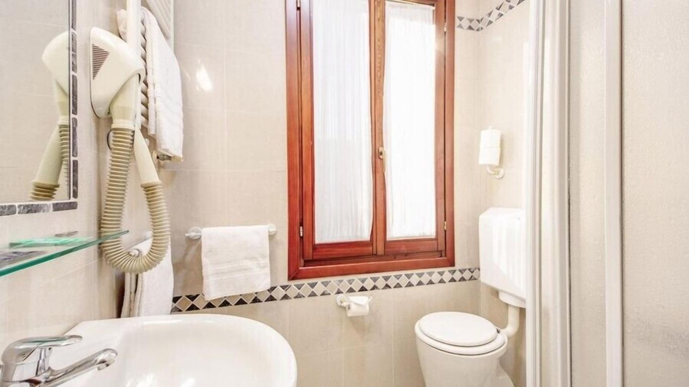 Atlantide Hotel