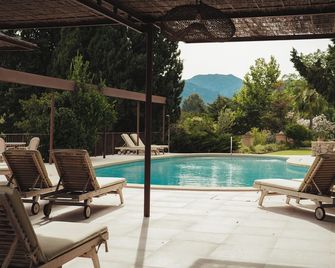 Rondaia, a Winery & Fincahotel-Agroturismo in Tramuntana - Esporles - Bazén