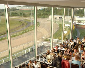 Holiday Inn Wolverhampton - Racecourse By IHG - Wolverhampton - Restaurant