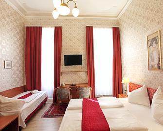 هوتل بنسيون أندرياس - فيينا - غرفة نوم