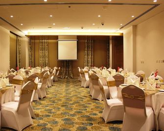 White Fort Hotel - Dubai - Banquet hall
