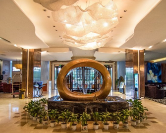 Bafaria City Hotel - Beihai - Schlafzimmer