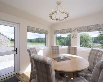 Middleton Farmhouse - Inverness - Dining room