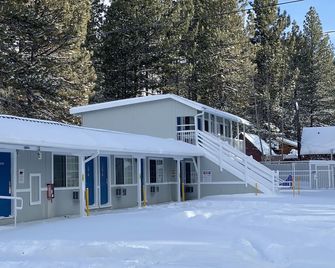 Apex Inn - South Lake Tahoe - Building