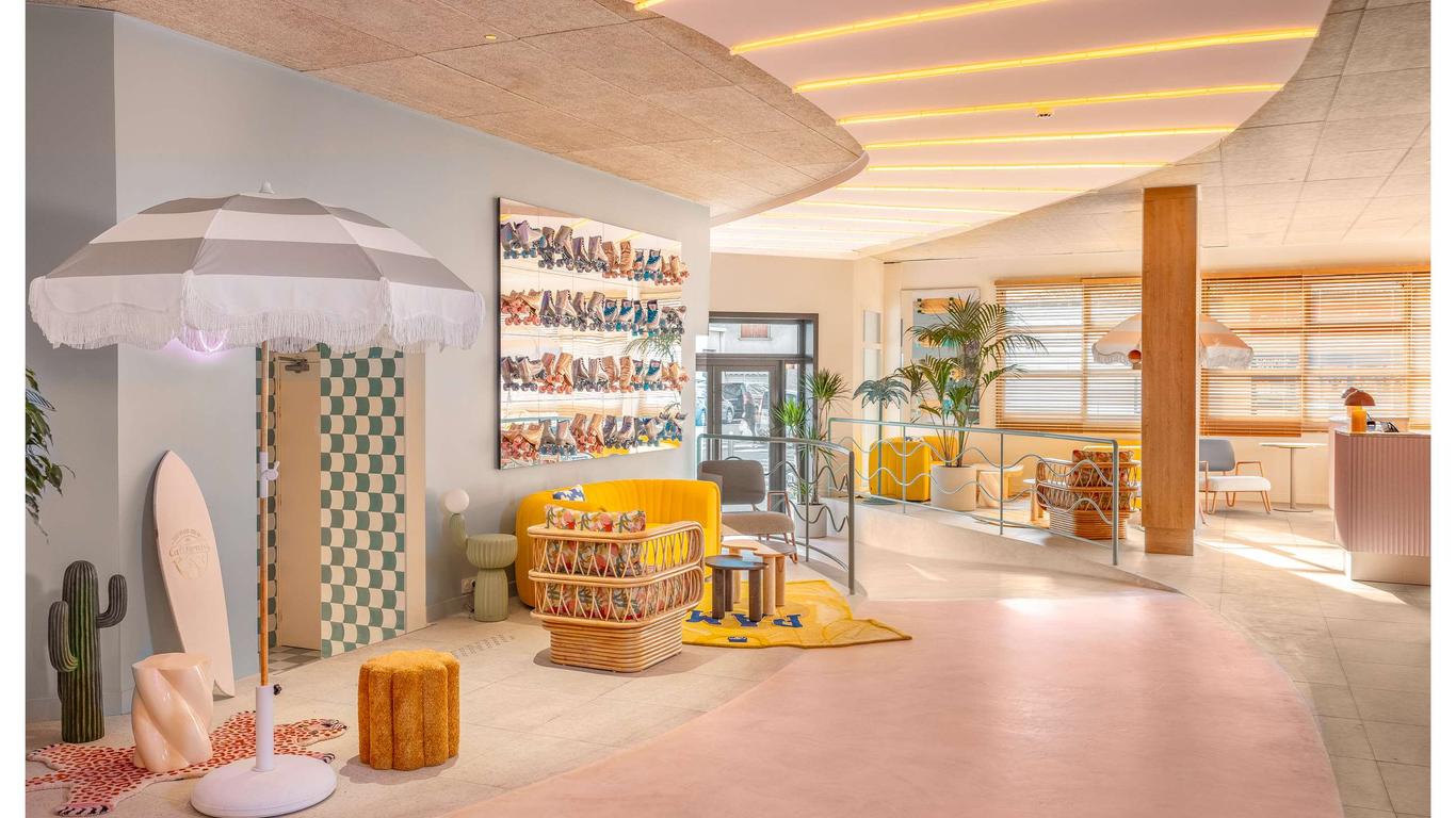 هوتل أبوجيا نيس