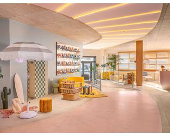 Nice Pam Hotel - ניס - לובי