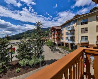 Hearthstone Lodge #228 - Sun Peaks - Balcon