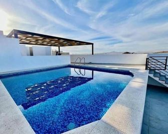 Oceanview Condo / Rooftop pool - Cabo San Lucas - Piscina