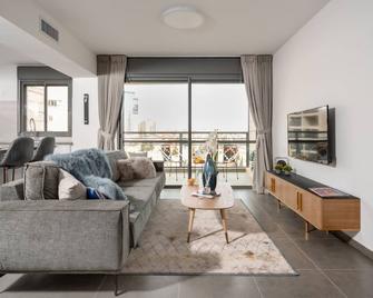Savyoney Ramat Sharet - Isrentals - Jerusalem - Living room