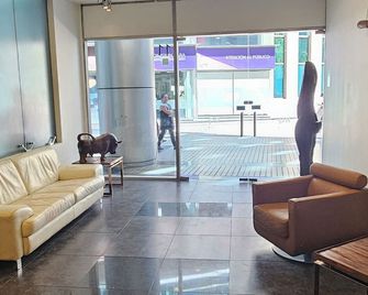 RQ Santiago - סנטיאגו - לובי