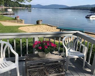 Waterfront Cottage with Panoramic Lake Views - Bristol - Balcony