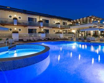 Hotel Porta Rosa - Ascea - Piscina