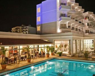 Miramare Bay - Karpathos - Piscina