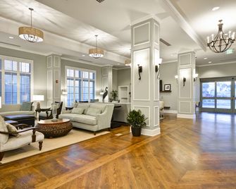 Hampton Inn & Suites Charleston Airport - נורת' צ'רלסטון - לובי