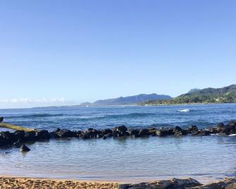 Prime Beachfront location at Lae Nani ~ Best of the Best !! - Wailua (Kauai) - Beach