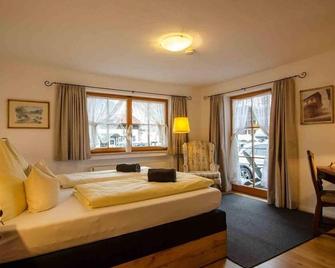 Double room - Hotel Ferienhaus Fux - Oberammergau - Slaapkamer