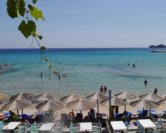 Blue Sea Beach Hotel - Thasos - Beach